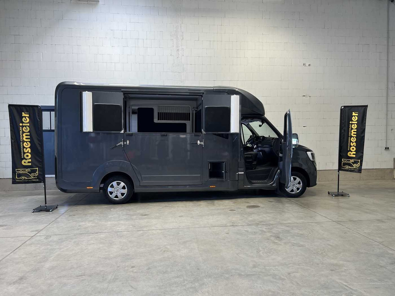 RENAULT Master Haras STX 5-Sitzer LKW - Hästbuss, Transportbil: bild 4 RENAULT Master Haras STX 5-Sitzer LKW - Hästbuss, Transportbil: bild 4