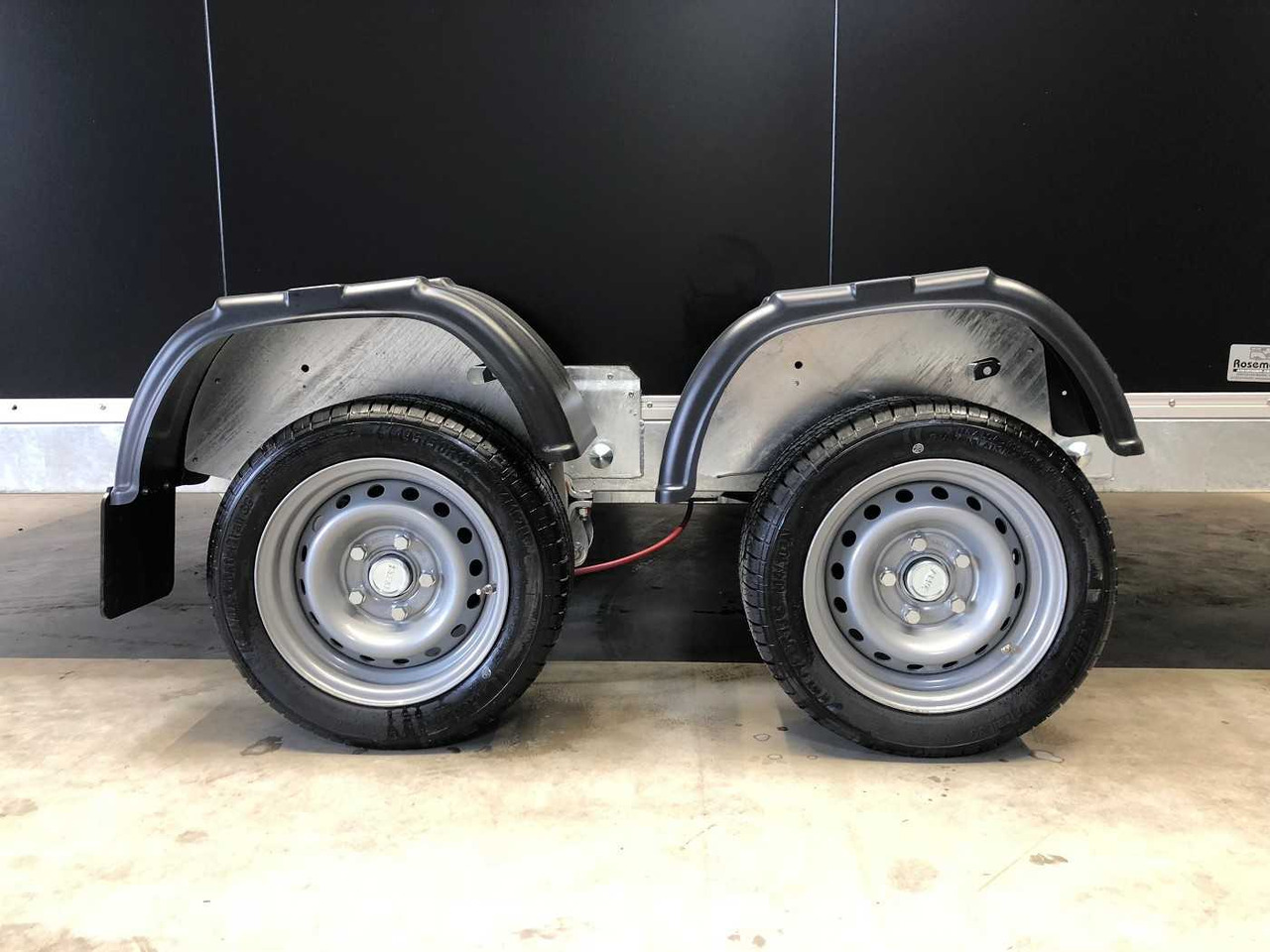 Ny Skåpsläp VEZEKO Husky FB K 35.40 SP EP Tür Kofferanhänger Absenker: bild 25