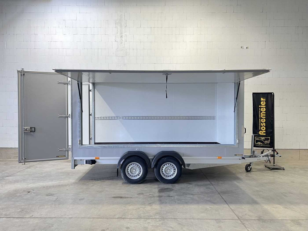 VEZEKO TK D 27.40 Flügeltüren+Seitenk Kofferanhänger Promotionanhänger - Skåpsläp: bild 1 VEZEKO TK D 27.40 Flügeltüren+Seitenk Kofferanhänger Promotionanhänger - Skåpsläp: bild 1