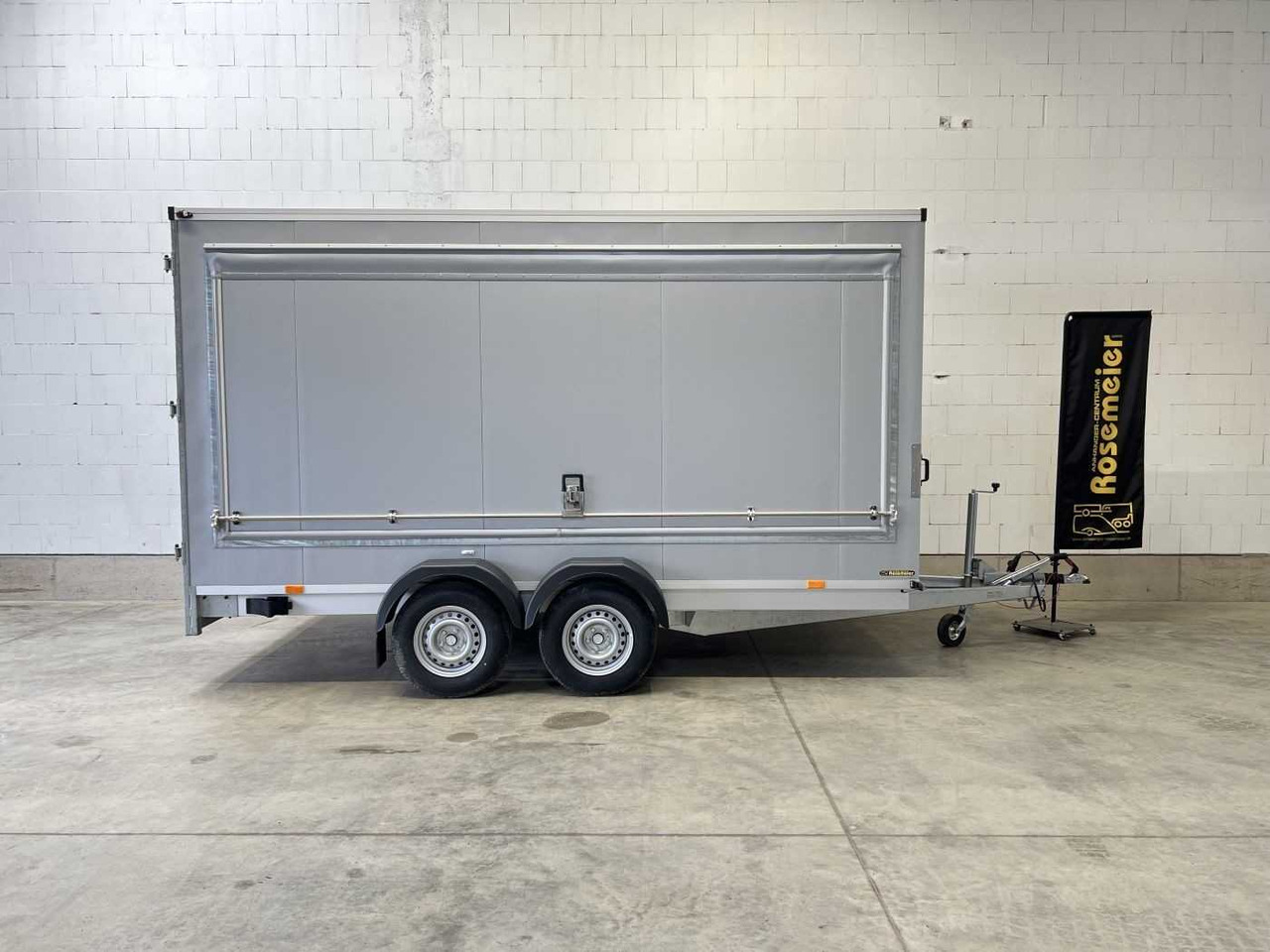 VEZEKO TK D 27.40 Flügeltüren+Seitenk Kofferanhänger Promotionanhänger - Skåpsläp: bild 5 VEZEKO TK D 27.40 Flügeltüren+Seitenk Kofferanhänger Promotionanhänger - Skåpsläp: bild 5