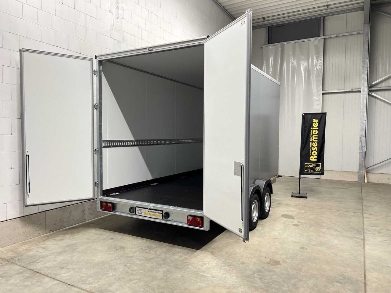 VEZEKO TK D 35.40 SP Flügeltüren Sond Kofferanhänger - Skåpsläp: bild 2 VEZEKO TK D 35.40 SP Flügeltüren Sond Kofferanhänger - Skåpsläp: bild 2