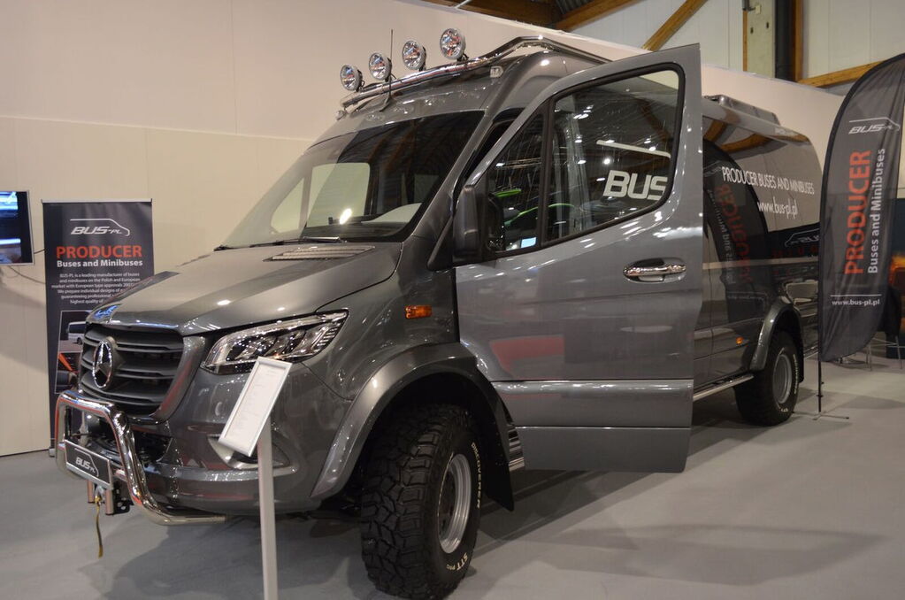 MERCEDES-BENZ Sprinter 519 4x4 high and low drive - Minibuss, Persontransport: bild 5 MERCEDES-BENZ Sprinter 519 4x4 high and low drive - Minibuss, Persontransport: bild 5