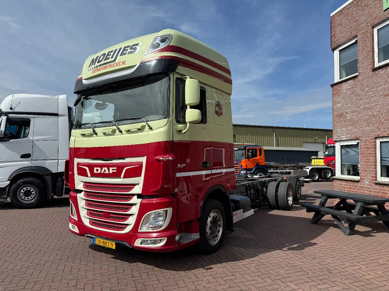 DAF XF 480 XF480 6X2 SSC CHASSIS EURO6 HOLLAND TRUCK TUV 4-2026 Smart Tacho - Chassi lastbil: bild 2 DAF XF 480 XF480 6X2 SSC CHASSIS EURO6 HOLLAND TRUCK TUV 4-2026 Smart Tacho - Chassi lastbil: bild 2
