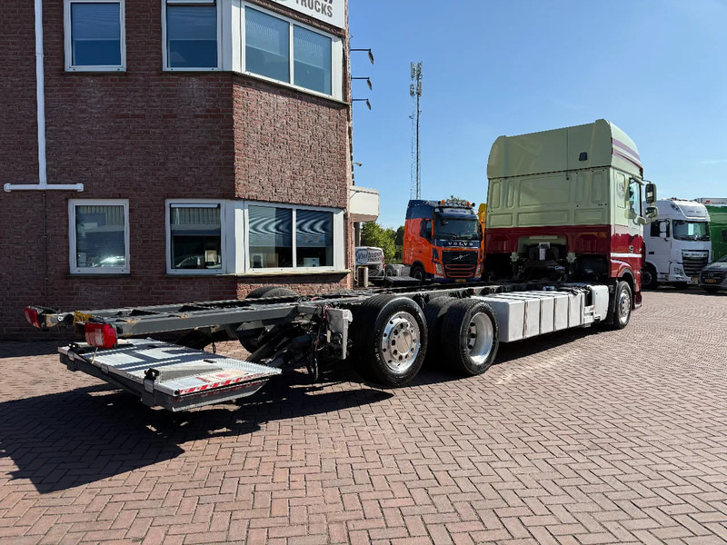 DAF XF 480 XF480 6X2 SSC CHASSIS EURO6 HOLLAND TRUCK TUV 4-2026 Smart Tacho - Chassi lastbil: bild 4 DAF XF 480 XF480 6X2 SSC CHASSIS EURO6 HOLLAND TRUCK TUV 4-2026 Smart Tacho - Chassi lastbil: bild 4