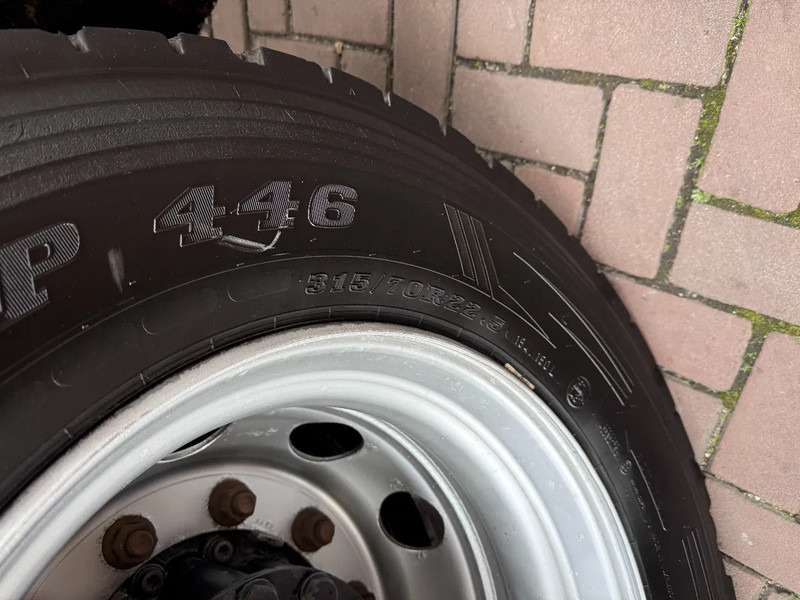 Mercedes-Benz Antos Antos 1824L mit 8.5m Isokoffer / 1.500kg Ladebordwand / Euro6 / Holland Truck - Lastbil med skåp: bild 5 Mercedes-Benz Antos Antos 1824L mit 8.5m Isokoffer / 1.500kg Ladebordwand / Euro6 / Holland Truck - Lastbil med skåp: bild 5