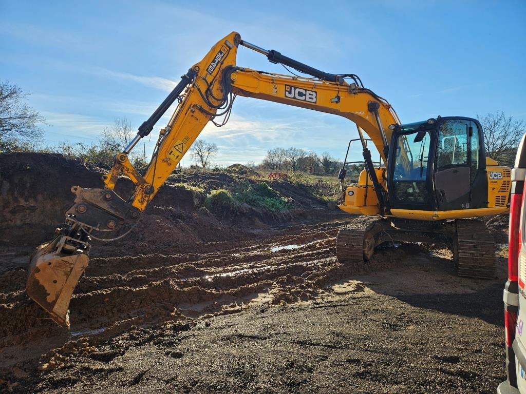 JCB JS 145 LC - Bandgrävare: bild 1 JCB JS 145 LC - Bandgrävare: bild 1