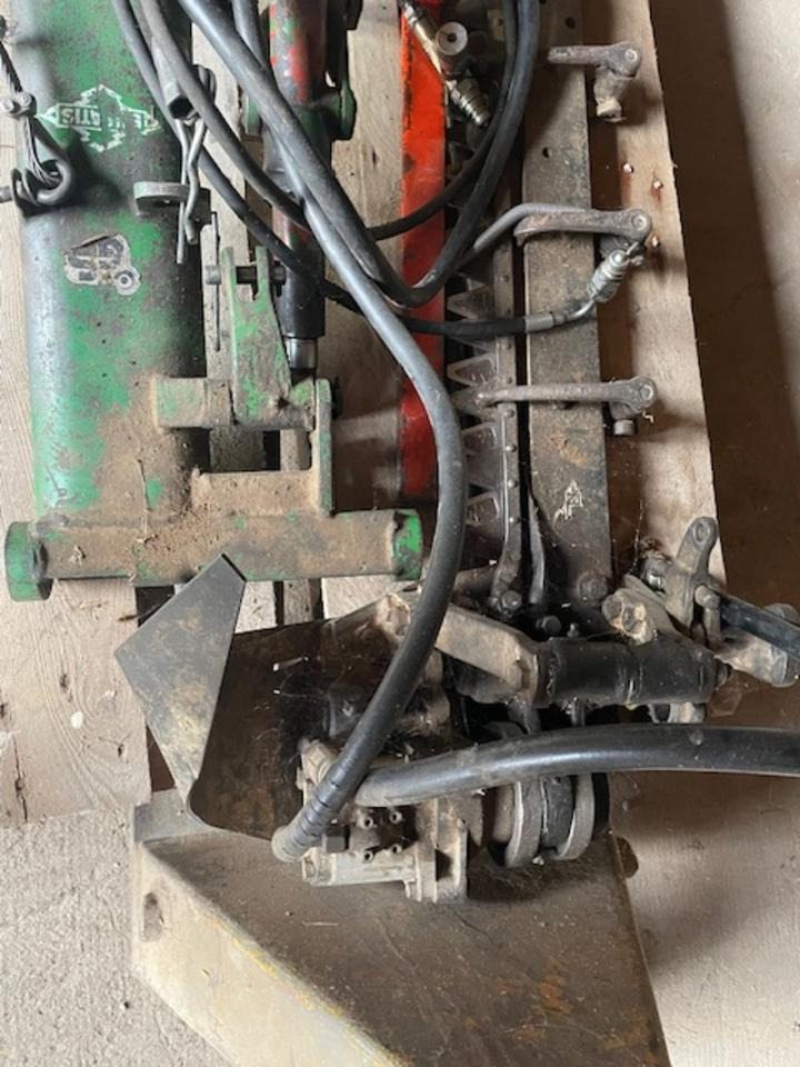 Doppelmesser-Mähwerk, Seitenanbau, passend zum John Deere 1140 - Slagklippare/ Slagslåtter: bild 4 Doppelmesser-Mähwerk, Seitenanbau, passend zum John Deere 1140 - Slagklippare/ Slagslåtter: bild 4