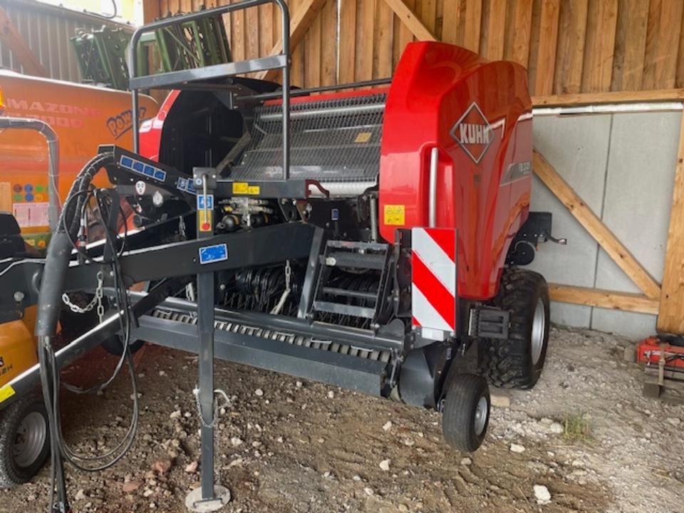 Rundballenpresse Kuhn FB 3125 OC 14 - Rundbalspress: bild 1 Rundballenpresse Kuhn FB 3125 OC 14 - Rundbalspress: bild 1