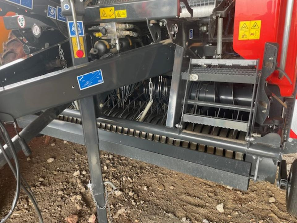 Rundballenpresse Kuhn FB 3125 OC 14 - Rundbalspress: bild 4 Rundballenpresse Kuhn FB 3125 OC 14 - Rundbalspress: bild 4
