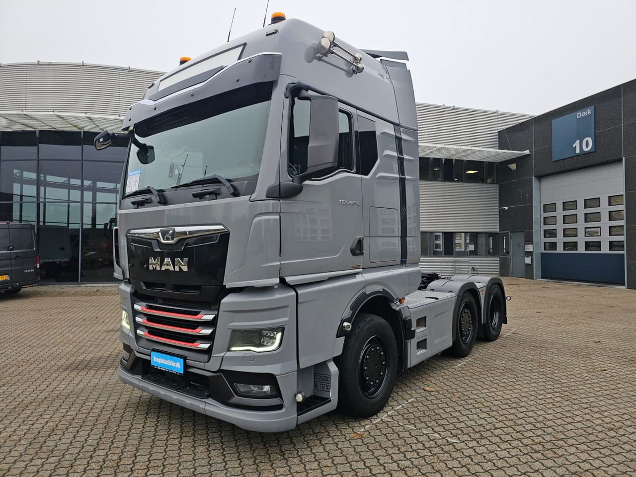 MAN TGX 26.510 6x2-2 Individual Lion S - Dragbil: bild 1 MAN TGX 26.510 6x2-2 Individual Lion S - Dragbil: bild 1