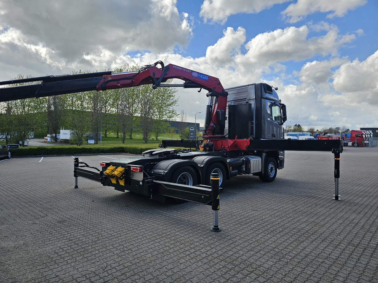 Mercedes Arocs 2653 6x4 40 T-mtr. - Dragbil: bild 5 Mercedes Arocs 2653 6x4 40 T-mtr. - Dragbil: bild 5