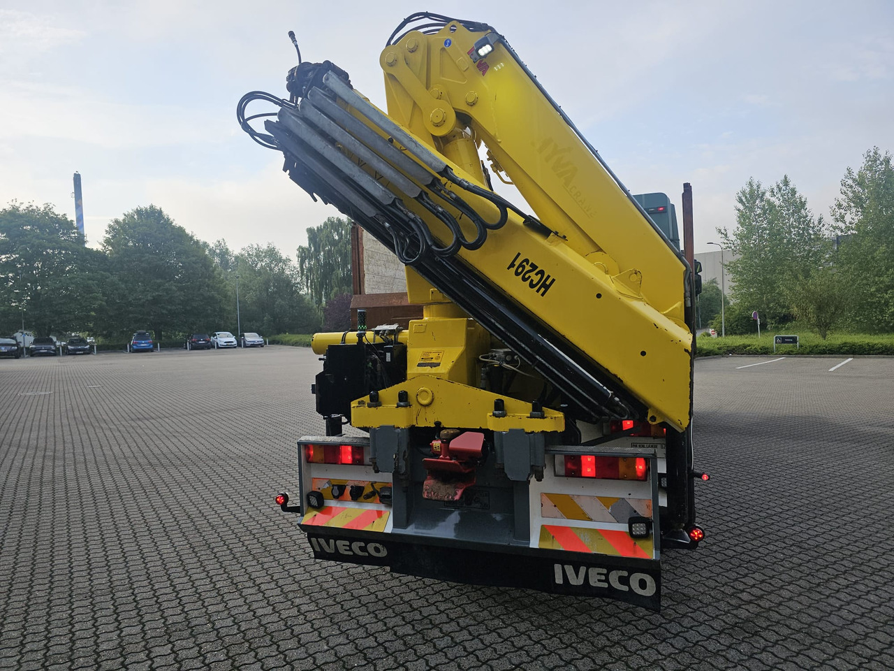 Containerbil/ Växelflak lastbil, Kranbil Iveco Stralis 560 6x4: bild 34