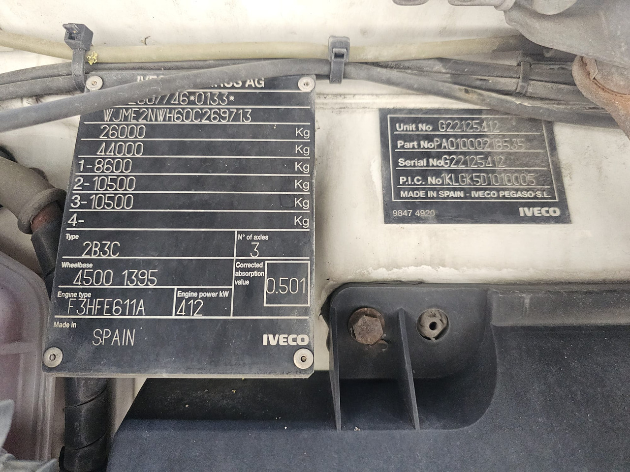 Containerbil/ Växelflak lastbil, Kranbil Iveco Stralis 560 6x4: bild 39