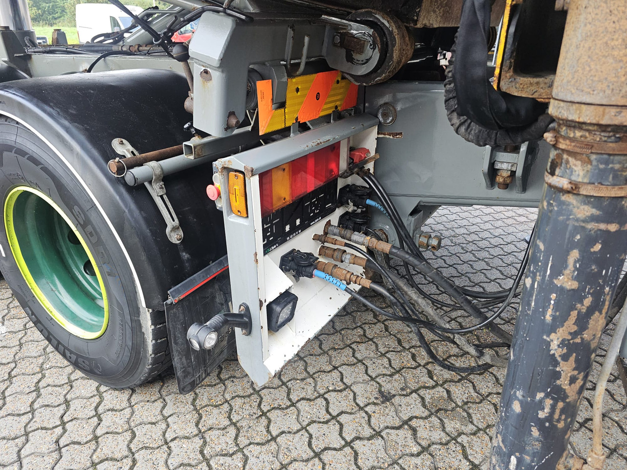 Containerbil/ Växelflak lastbil, Kranbil Iveco Stralis 560 6x4: bild 24