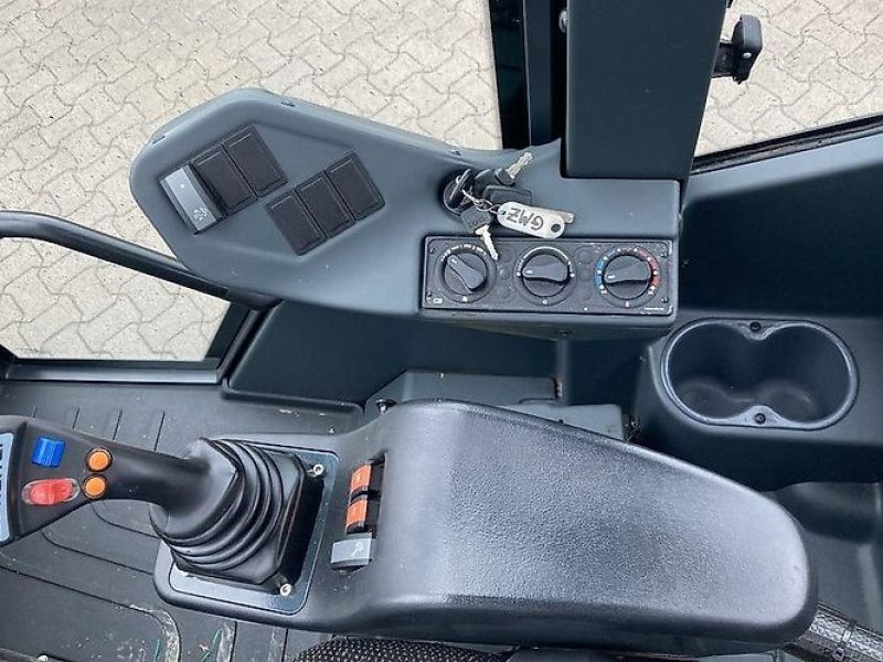 Schäffer 6680T - Teleskophjullastare: bild 2 Schäffer 6680T - Teleskophjullastare: bild 2