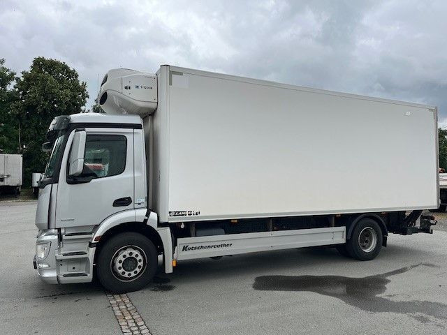 Mercedes-Benz Antos1835 Tiefkühlaufbau Ladebordw. Thermoking - Kylbil lastbil: bild 2 Mercedes-Benz Antos1835 Tiefkühlaufbau Ladebordw. Thermoking - Kylbil lastbil: bild 2