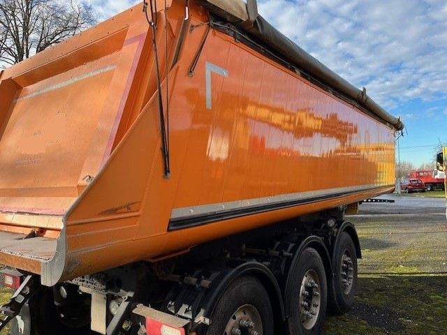 Leasa Schmitz Cargobull SKI 24 7,2 Alu Kastenmulde Verschleißboden neu Schmitz Cargobull SKI 24 7,2 Alu Kastenmulde Verschleißboden neu Schmitz Cargobull SKI 24 7,2 Alu Kastenmulde Verschleißboden neu Schmitz Cargobull SKI 24 7,2 Alu Kastenmulde Verschleißboden neu: bild 9 Leasa Schmitz Cargobull SKI 24 7,2 Alu Kastenmulde Verschleißboden neu Schmitz Cargobull SKI 24 7,2 Alu Kastenmulde Verschleißboden neu Schmitz Cargobull SKI 24 7,2 Alu Kastenmulde Verschleißboden neu Schmitz Cargobull SKI 24 7,2 Alu Kastenmulde Verschleißboden neu: bild 9