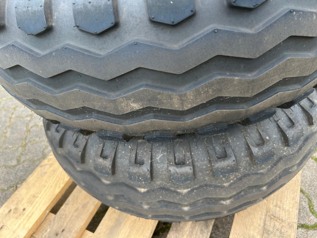BKT 11.5/80-15.3 - 2 Stück - Däck och fälgar för Lantbruksmaskiner: bild 3 BKT 11.5/80-15.3 - 2 Stück - Däck och fälgar för Lantbruksmaskiner: bild 3