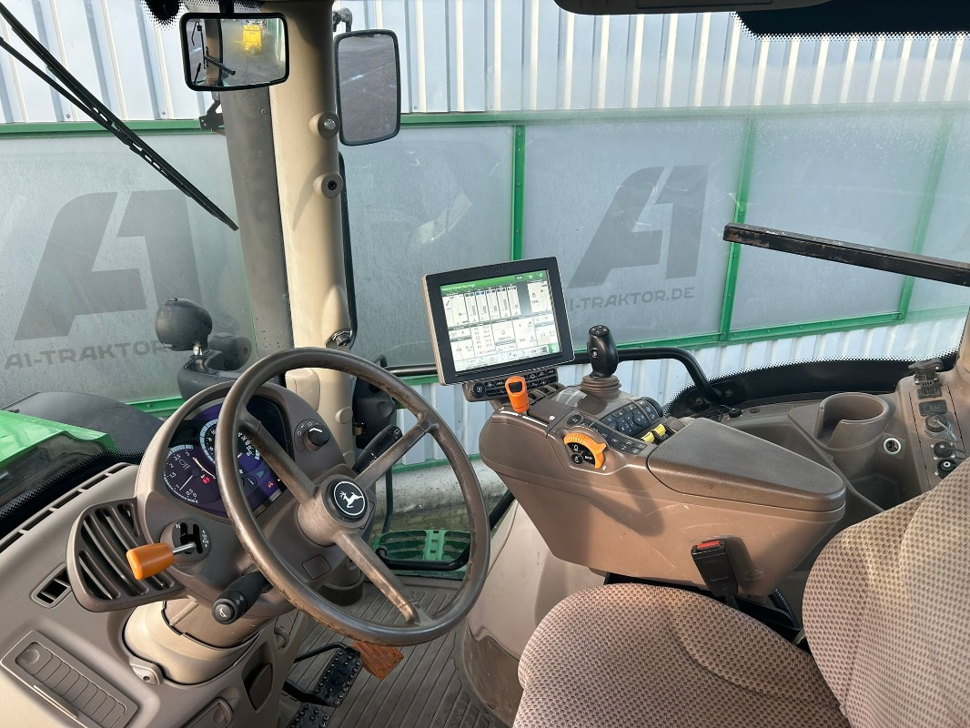 John Deere 6215R - Traktor: bild 4 John Deere 6215R - Traktor: bild 4