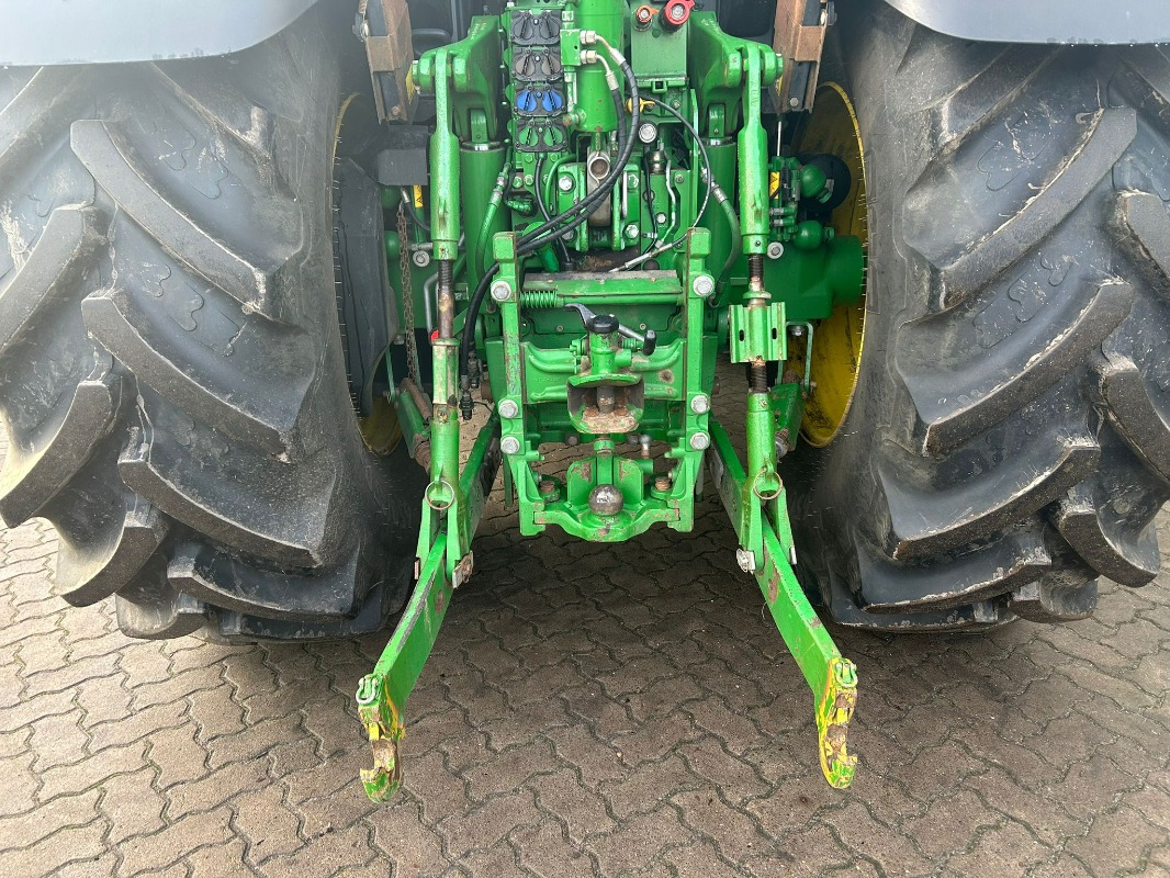 John Deere 6215R - Traktor: bild 5 John Deere 6215R - Traktor: bild 5