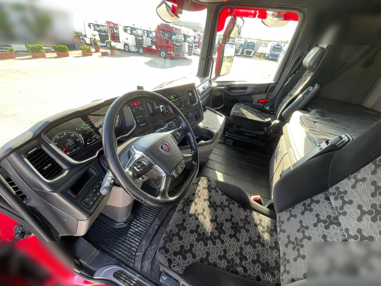 SCANIA S500 - Containerbil/ Växelflak lastbil: bild 4 SCANIA S500 - Containerbil/ Växelflak lastbil: bild 4