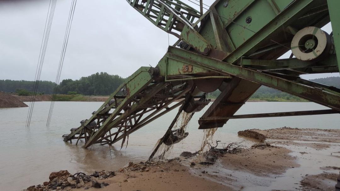 150 t 14m Arbeitstiefe - Släpgrävmaskin: bild 4 150 t 14m Arbeitstiefe - Släpgrävmaskin: bild 4