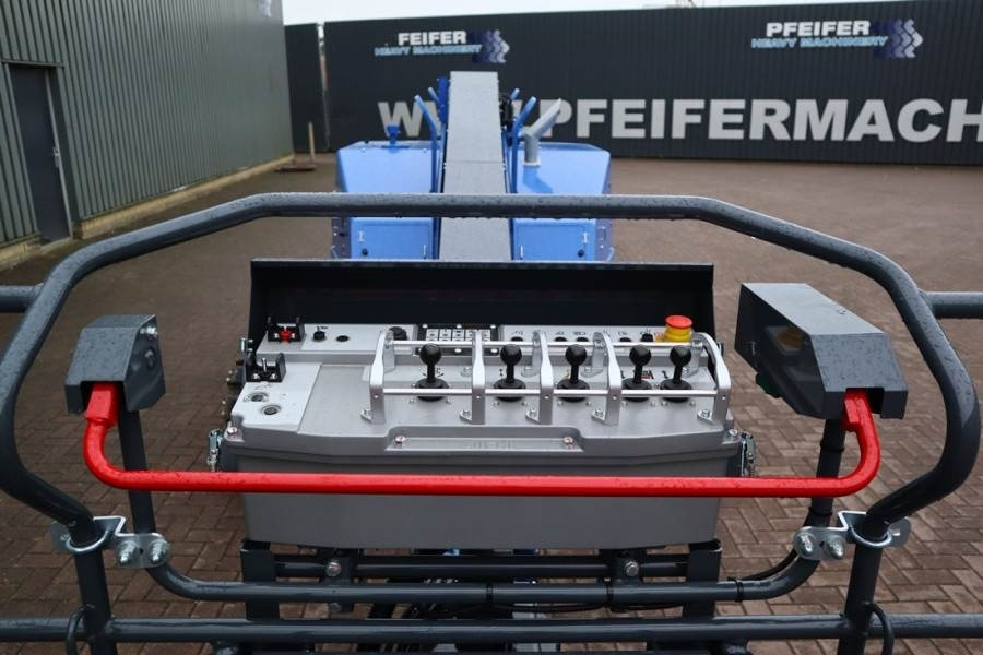 Aichi SR12CSM Diesel, Tracked Boomlift, 14.1m Working He  - Teleskoplift: bild 4 Aichi SR12CSM Diesel, Tracked Boomlift, 14.1m Working He  - Teleskoplift: bild 4