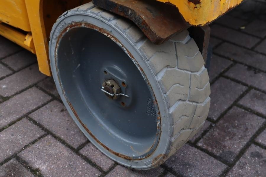 Saxlift Haulotte Compact 10 Electric, 10m Working Height, 450kg Cap: bild 12