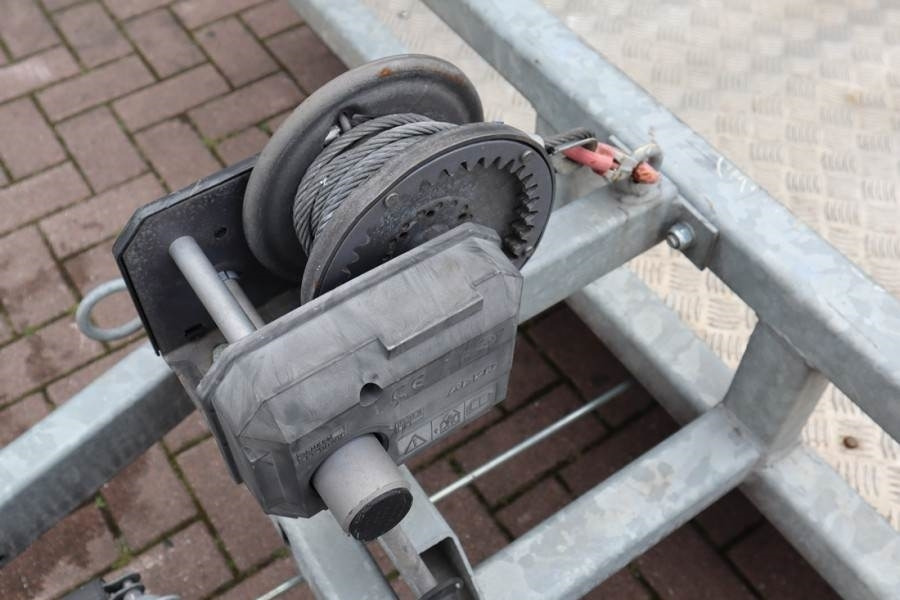 Henra Multi 3500kg Henra Multi 3500 kg loading capacity - Bilsläp: bild 5 Henra Multi 3500kg Henra Multi 3500 kg loading capacity - Bilsläp: bild 5