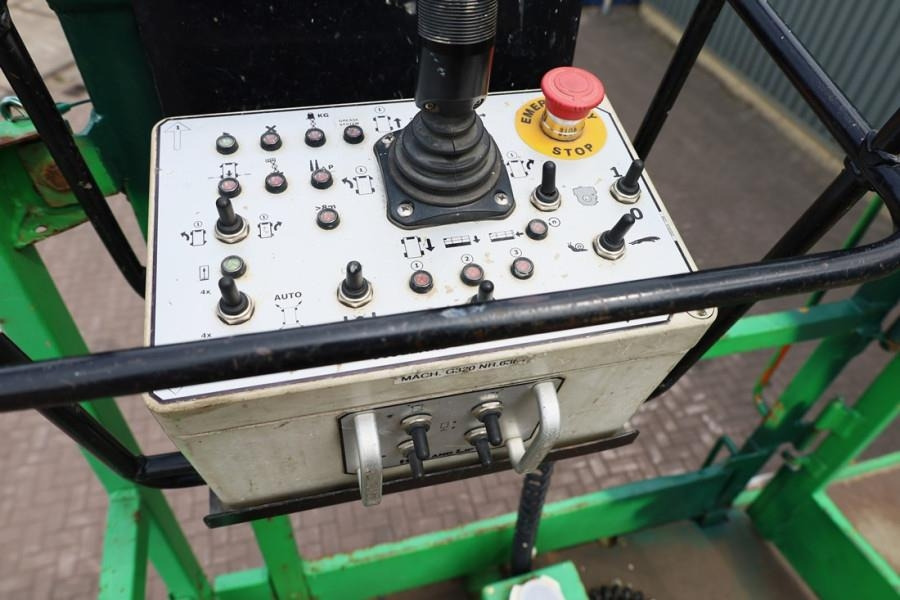 Holland Lift Megastar G-320DL30-4WDS/N Diesel, 4x4x4 Drive, 34m - Saxlift: bild 4 Holland Lift Megastar G-320DL30-4WDS/N Diesel, 4x4x4 Drive, 34m - Saxlift: bild 4