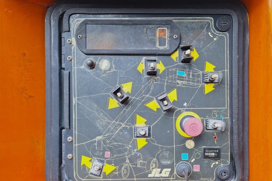 JLG 1350SJP Diesel, 4x4x4 Drive 43.3m Working Height, - Teleskoplift: bild 4 JLG 1350SJP Diesel, 4x4x4 Drive 43.3m Working Height, - Teleskoplift: bild 4