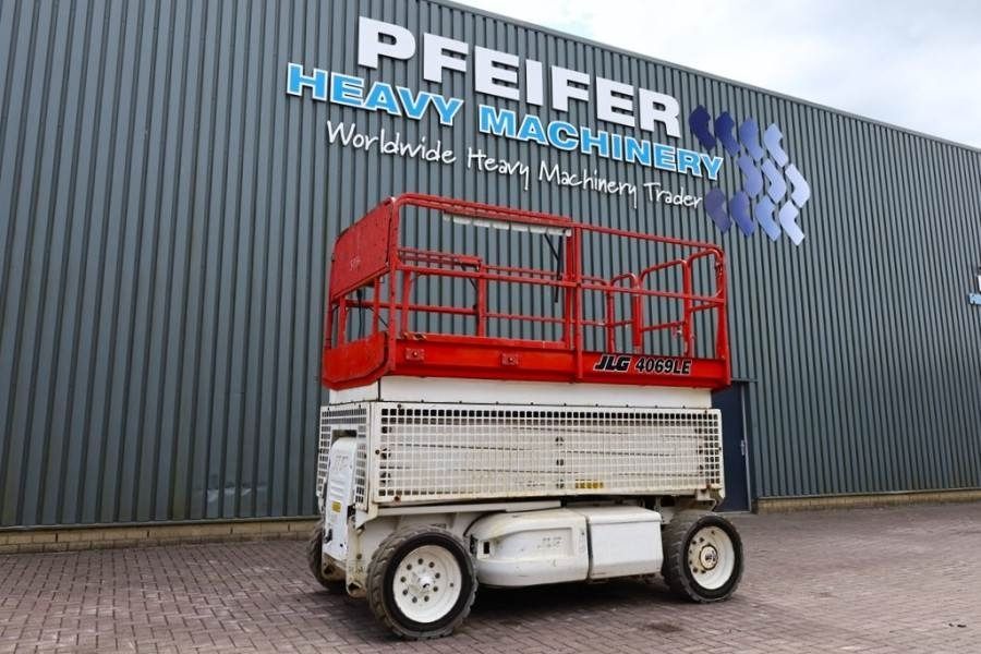 JLG 4069LE Electric, 14.2m Working Height, 360kg Capac - Saxlift: bild 1 JLG 4069LE Electric, 14.2m Working Height, 360kg Capac - Saxlift: bild 1