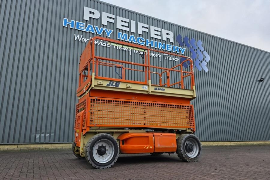 JLG M4069 Hybrid, 14.2m Working Height, 360kg Capacity - Saxlift: bild 1 JLG M4069 Hybrid, 14.2m Working Height, 360kg Capacity - Saxlift: bild 1