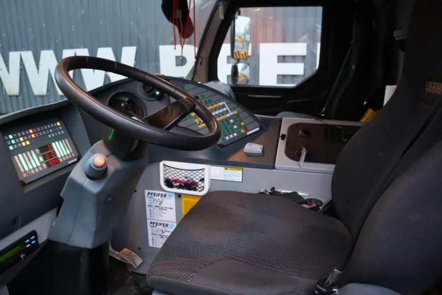 Liebherr MK88 Dutch vehicle registration, Valid inspection, - Tornkran: bild 4 Liebherr MK88 Dutch vehicle registration, Valid inspection, - Tornkran: bild 4