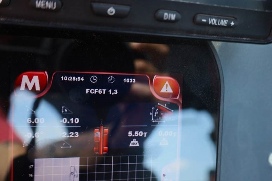 Magni - TH5,5.15-D7/D Diesel, 4x4x4 Drive, 5.5t Ca - Teleskoplastar: bild 5 Magni - TH5,5.15-D7/D Diesel, 4x4x4 Drive, 5.5t Ca - Teleskoplastar: bild 5