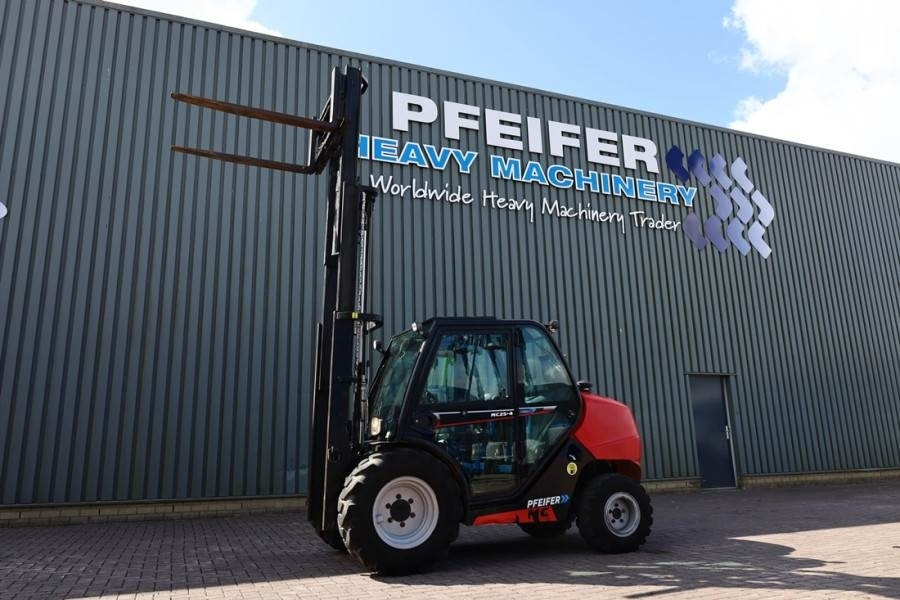 Manitou MC25-4 Valid Inspection, *Guarantee, Diesel, 4x4 D - Terrängtruck: bild 3 Manitou MC25-4 Valid Inspection, *Guarantee, Diesel, 4x4 D - Terrängtruck: bild 3