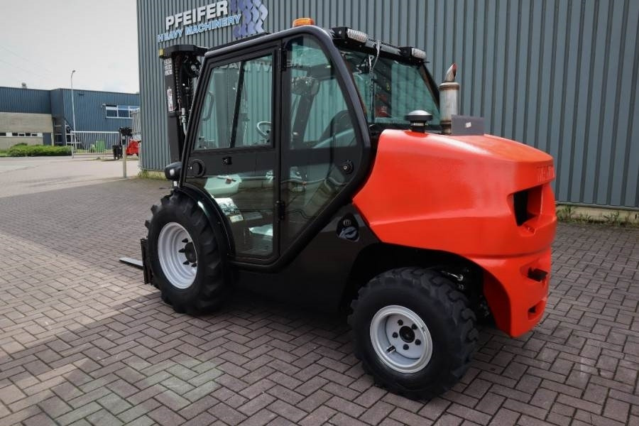 Manitou MC25-4 Valid Inspection, *Guarantee, Diesel, 4x4 D - Terrängtruck: bild 4 Manitou MC25-4 Valid Inspection, *Guarantee, Diesel, 4x4 D - Terrängtruck: bild 4
