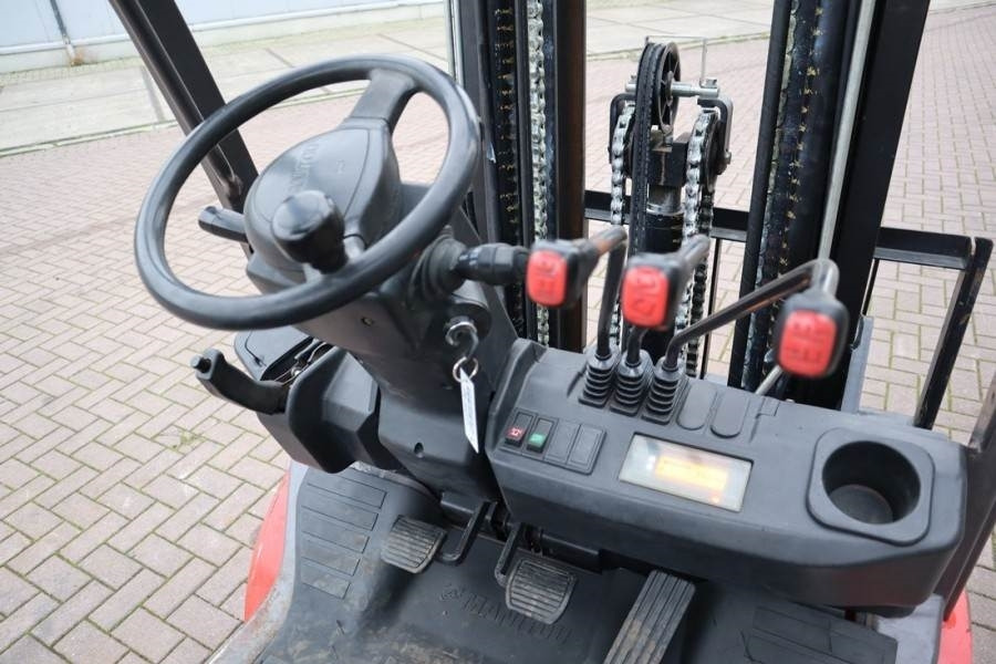 Manitou MI25D Valid inspection, *Guarantee! Diesel, 4x2 Dr - Dieseltruck: bild 3 Manitou MI25D Valid inspection, *Guarantee! Diesel, 4x2 Dr - Dieseltruck: bild 3