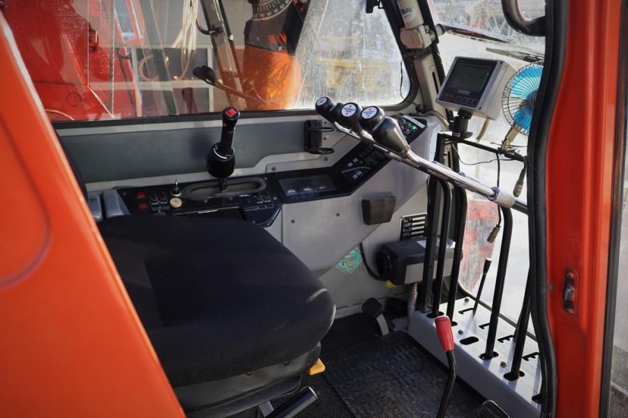 Sumitomo SC700-II 70t Capacity, 43m Boom, 31m Movable Jib, - Bandgående kran: bild 5 Sumitomo SC700-II 70t Capacity, 43m Boom, 31m Movable Jib, - Bandgående kran: bild 5