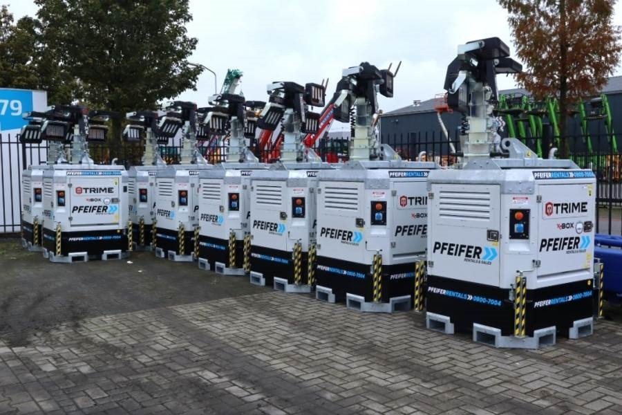 Trime X-BOX 4x320W Valid inspection, *Guarantee! H - Belysningsmast: bild 2 Trime X-BOX 4x320W Valid inspection, *Guarantee! H - Belysningsmast: bild 2