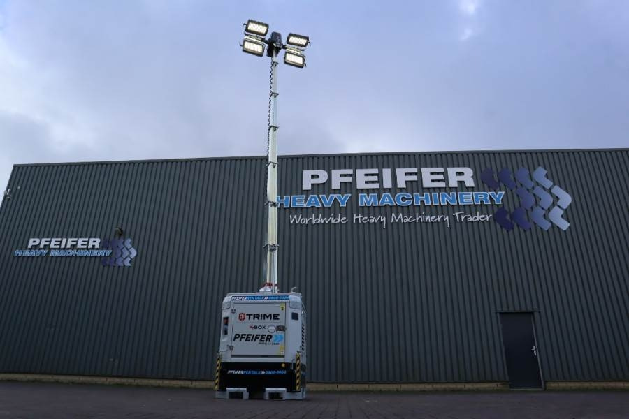 Trime X-BOX 4x320W Valid inspection, *Guarantee! Hydr. V - Belysningsmast: bild 3 Trime X-BOX 4x320W Valid inspection, *Guarantee! Hydr. V - Belysningsmast: bild 3