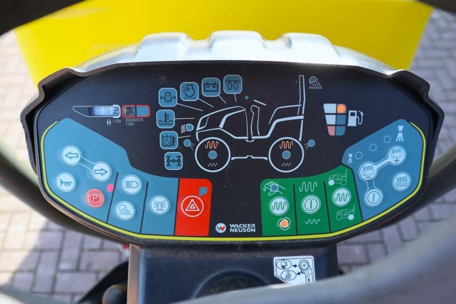 Wacker Neuson RD28-120 Diesel, Front And Rear Vibrating Smooth D - Asfaltvält: bild 4 Wacker Neuson RD28-120 Diesel, Front And Rear Vibrating Smooth D - Asfaltvält: bild 4