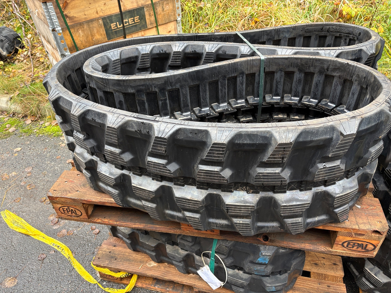 A400X72.5NX74 - Entreprenadutrustning: bild 1 A400X72.5NX74 - Entreprenadutrustning: bild 1