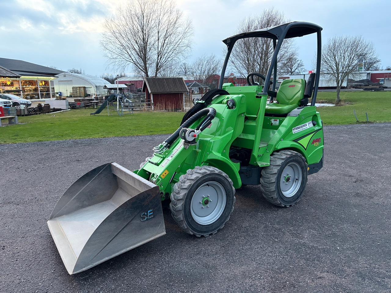 Avant R28 - Minilastare: bild 1 Avant R28 - Minilastare: bild 1