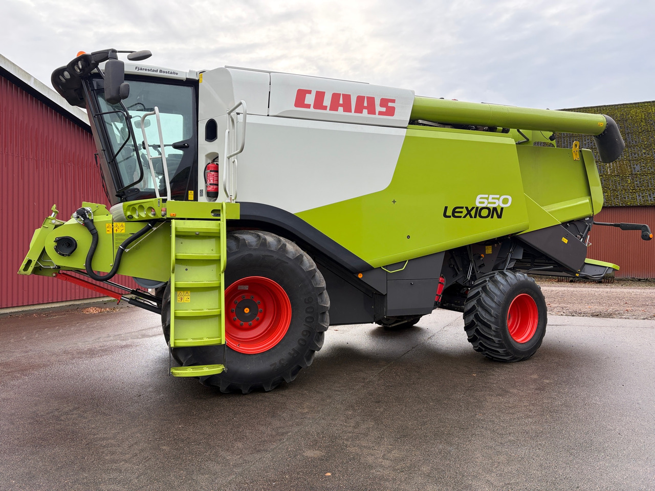 Claas Lexion 650 - Skördetröska: bild 1 Claas Lexion 650 - Skördetröska: bild 1