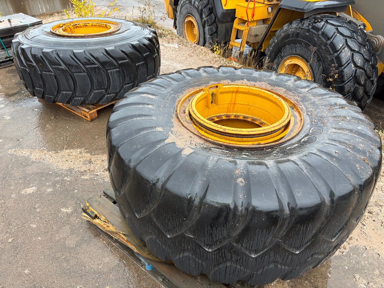 Goodyear 26.5R25 - Däck för Byggmaskiner: bild 1 Goodyear 26.5R25 - Däck för Byggmaskiner: bild 1