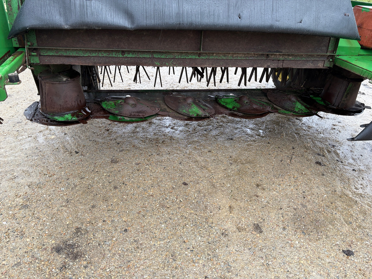 John Deere 1360 - Slagklippare/ Slagslåtter: bild 1 John Deere 1360 - Slagklippare/ Slagslåtter: bild 1