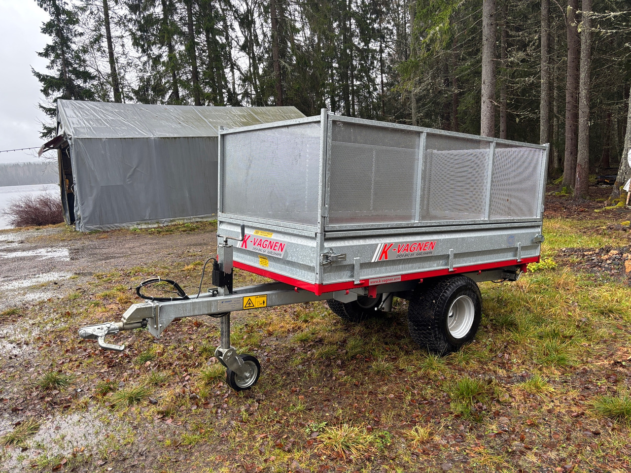 K-vagnen 1800T3 - Tippsläp: bild 1 K-vagnen 1800T3 - Tippsläp: bild 1