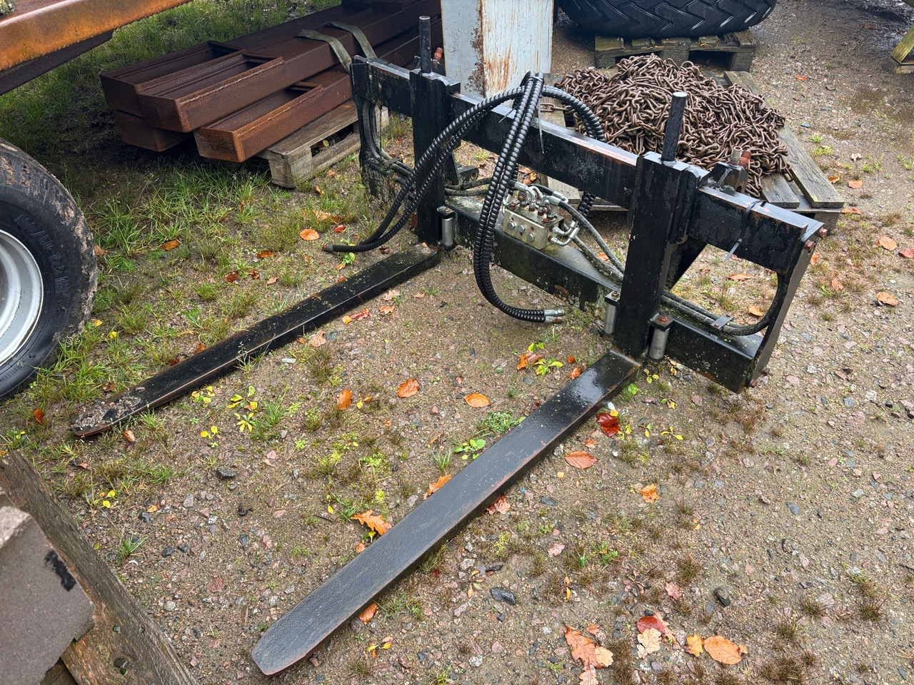 LS HPE25 - Gafflar för Byggmaskiner: bild 1 LS HPE25 - Gafflar för Byggmaskiner: bild 1