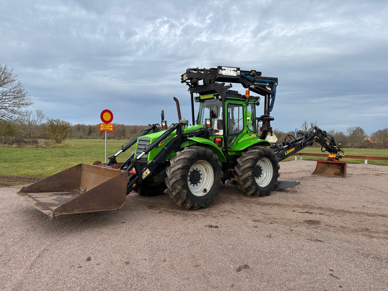 Lännen 880S - Grävlastare: bild 1 Lännen 880S - Grävlastare: bild 1